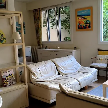 60 M Near Beaugrenelle * Paris