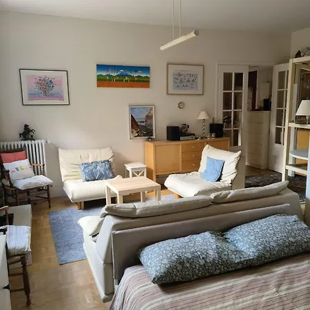 60 M Near Beaugrenelle * Paris