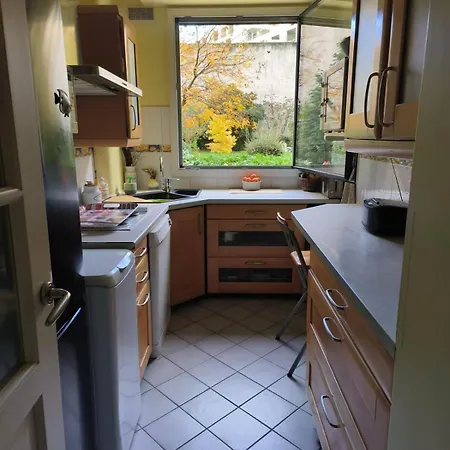 60 M With Parking Near The Parc Des Expositions Appartamento